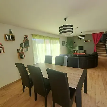 Maison Familiale Spacieuse 7 Pax Villa *